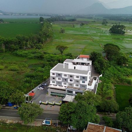 Hotel Visakka Palani Extérieur photo