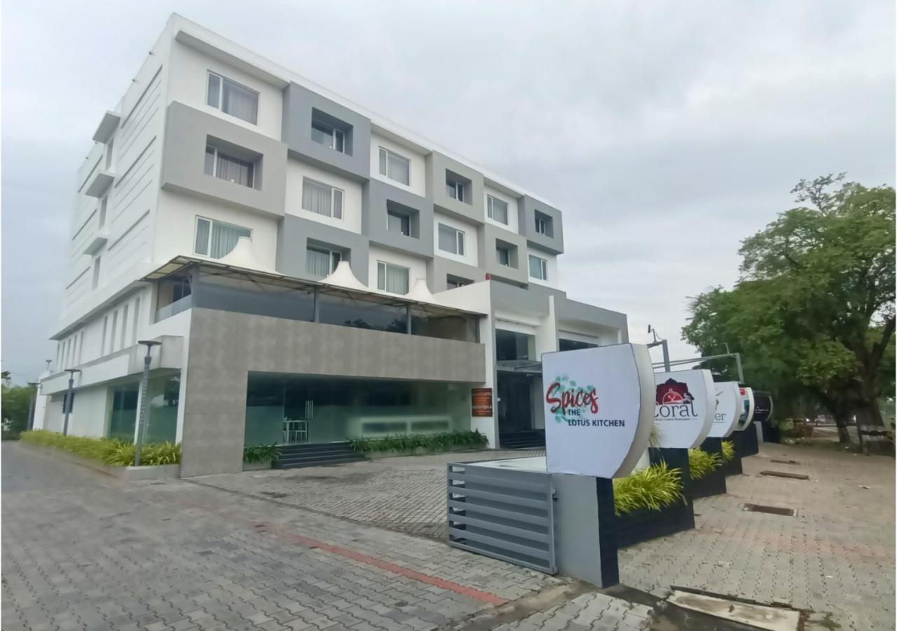 Hotel Visakka Palani Extérieur photo